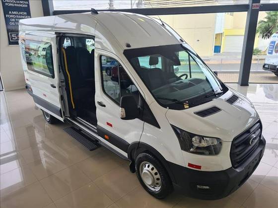FORD TRANSIT 2.0 ECOBLUE DIESEL MINIBUS 17+1 L4H3 AUTOMÁTICO